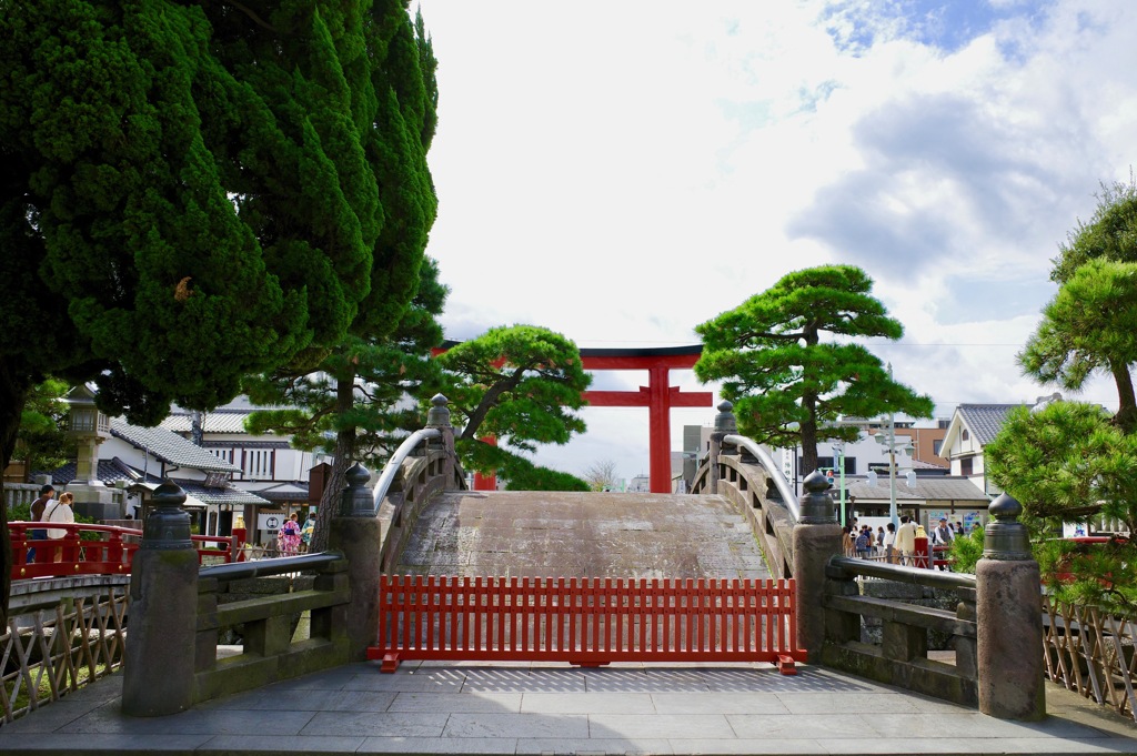 鶴岡八幡宮