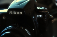 D700