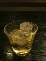 梅酒ロックです