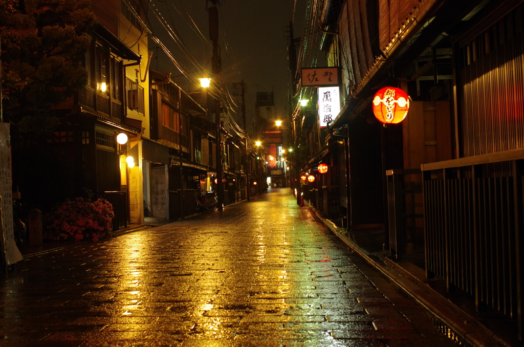 雨上がりの祇園