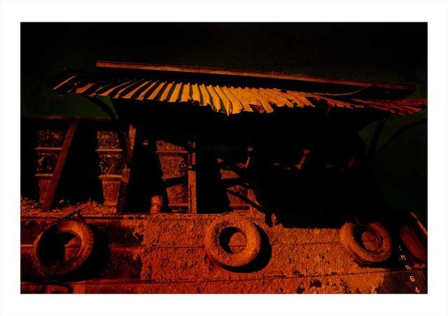 18640303_903717252_34large