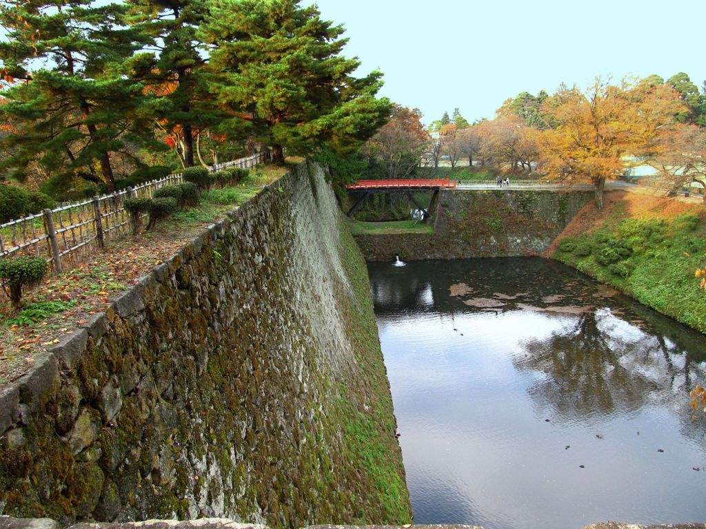 鶴ヶ城廊下橋