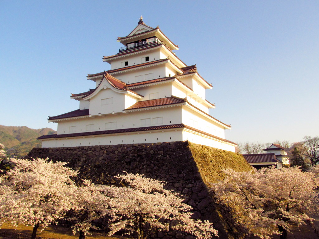 鶴ヶ城の桜