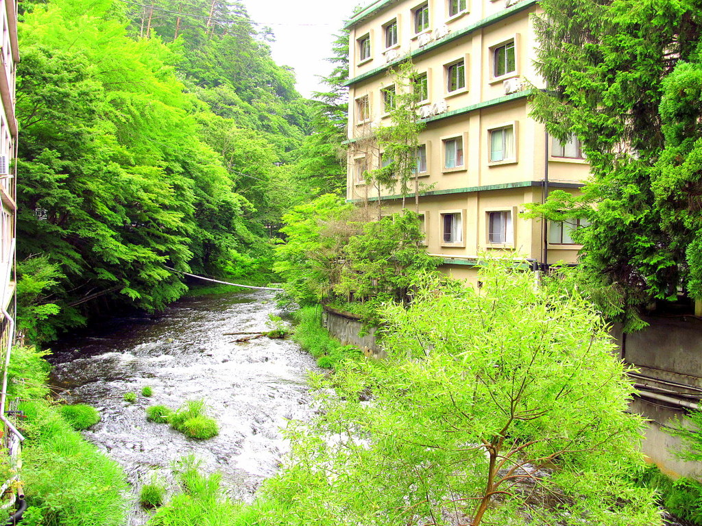 東山温泉　新瀧