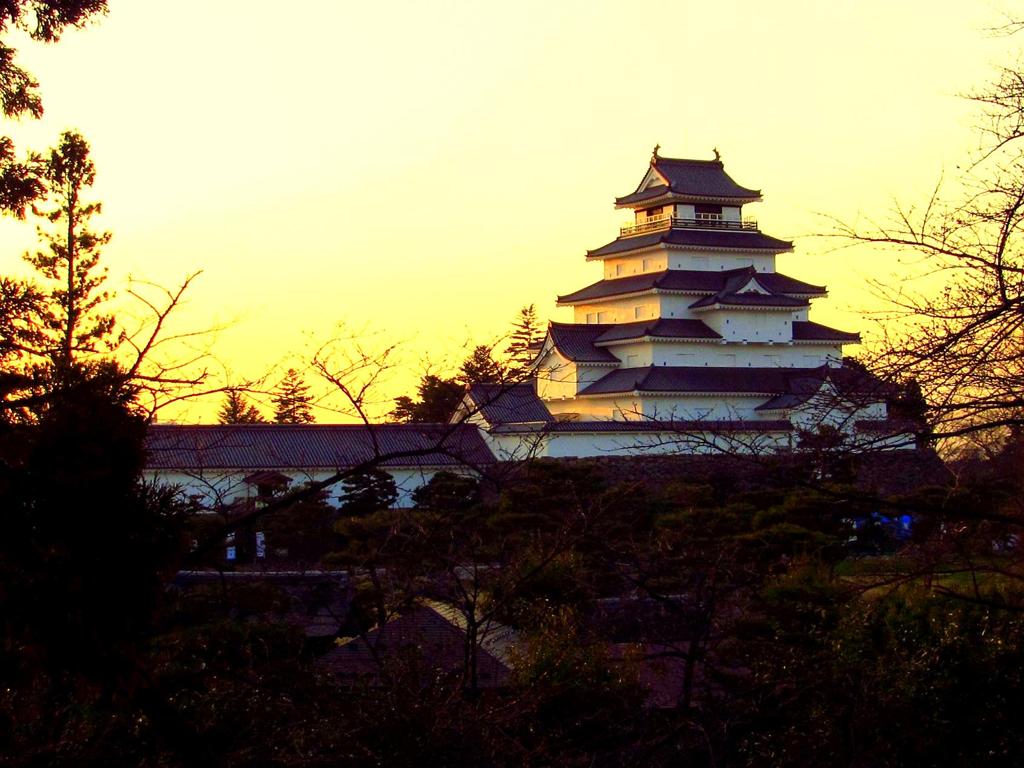 夕焼けの鶴ヶ城