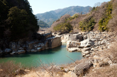 でっかい岩