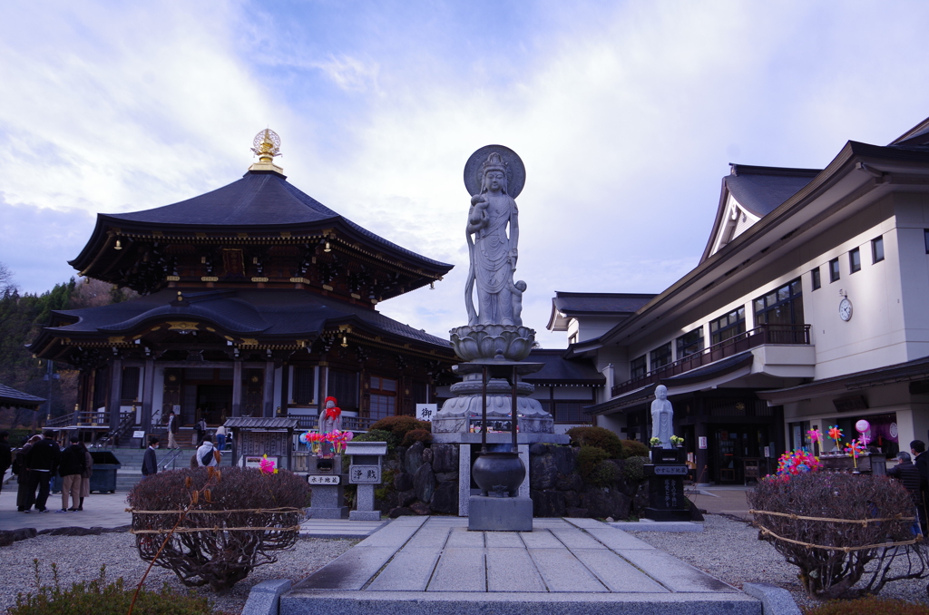 定義如来西方寺・大本堂