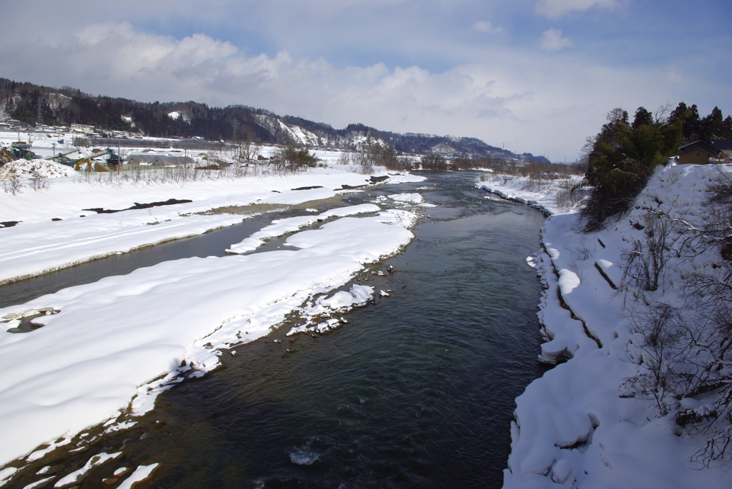 寒河江川