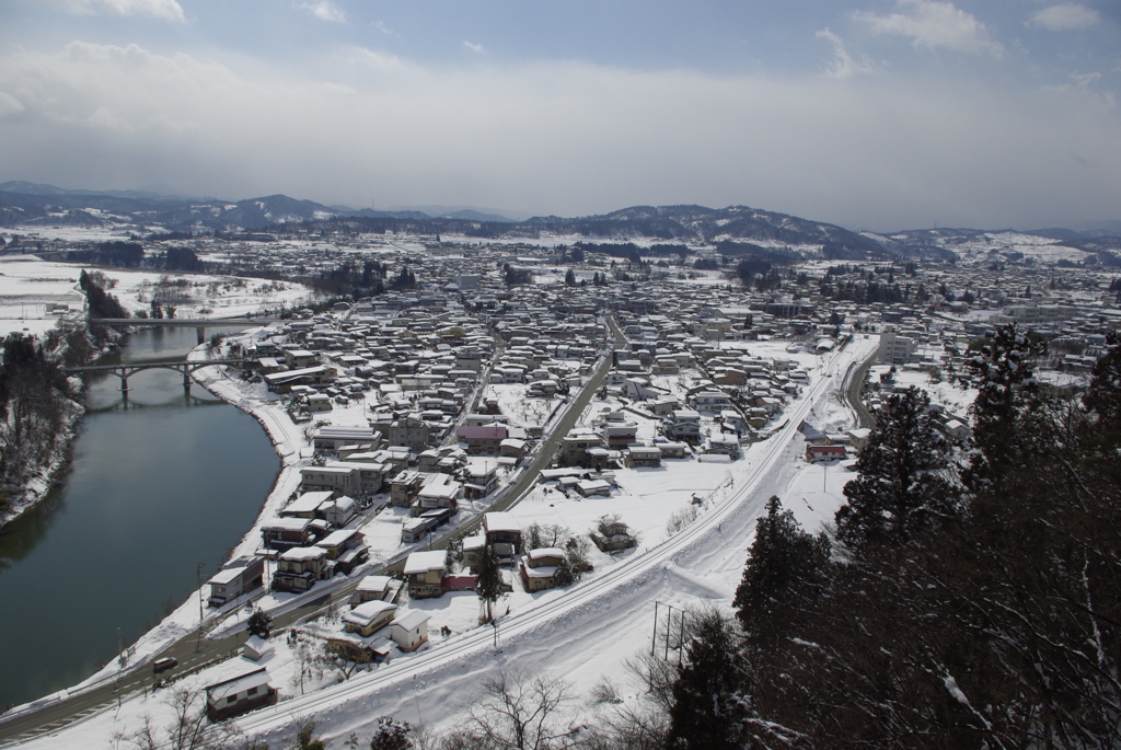 最上川と左沢線(終着駅、左沢)