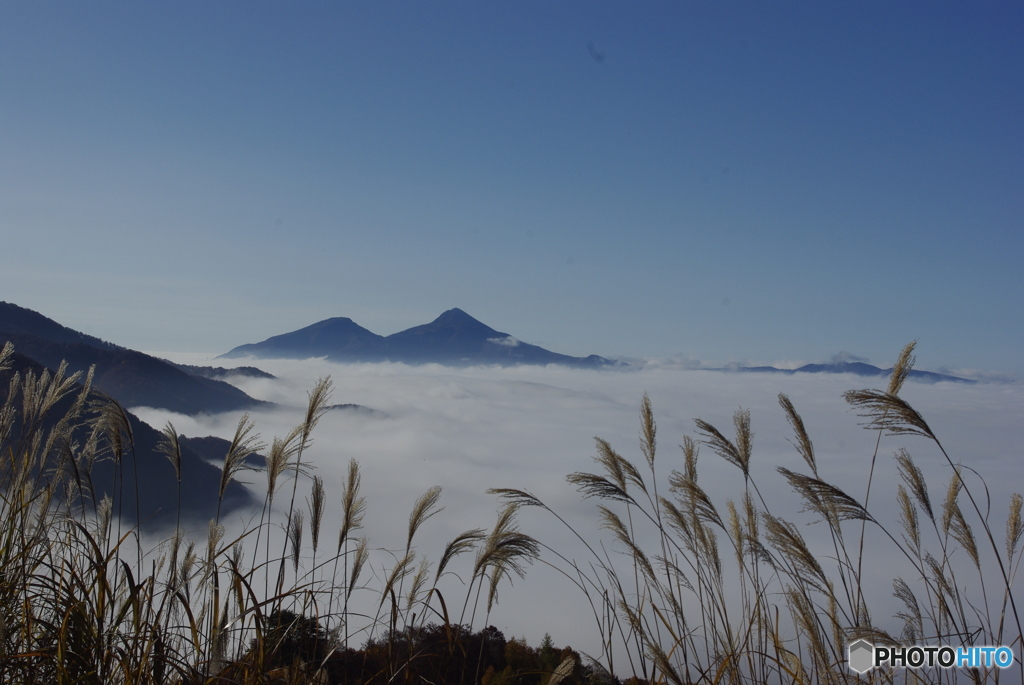 朝靄の磐梯山