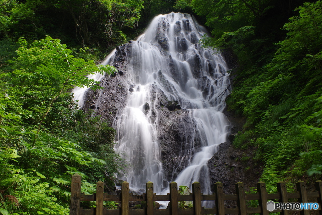 開運出世の滝