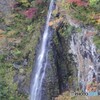 秋が深まった梵字川渓谷　１