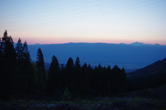 大朝日岳をバックに・・・