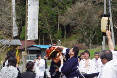 わ～暴れだした～