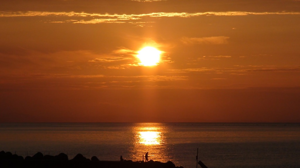 夕焼け＋日本海