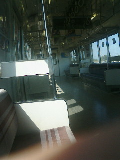 空っぽの電車