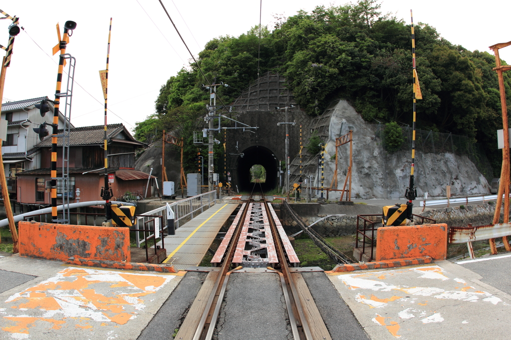 線路は続くよ