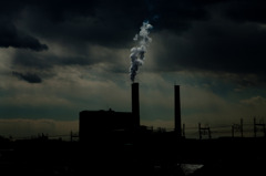 Scary Smoke From Factory-pic2