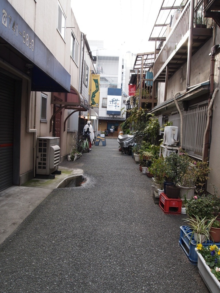 路地裏