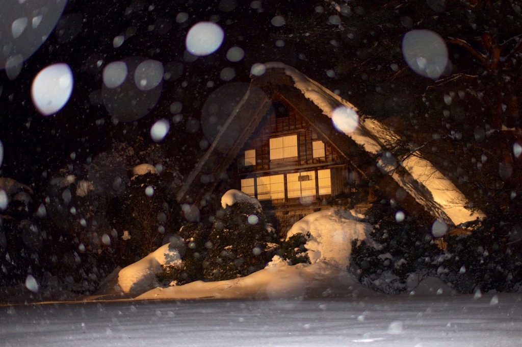 雪降る夜に