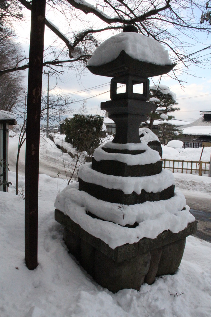 雪灯籠
