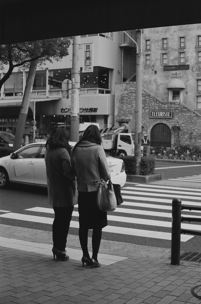 街角の二人