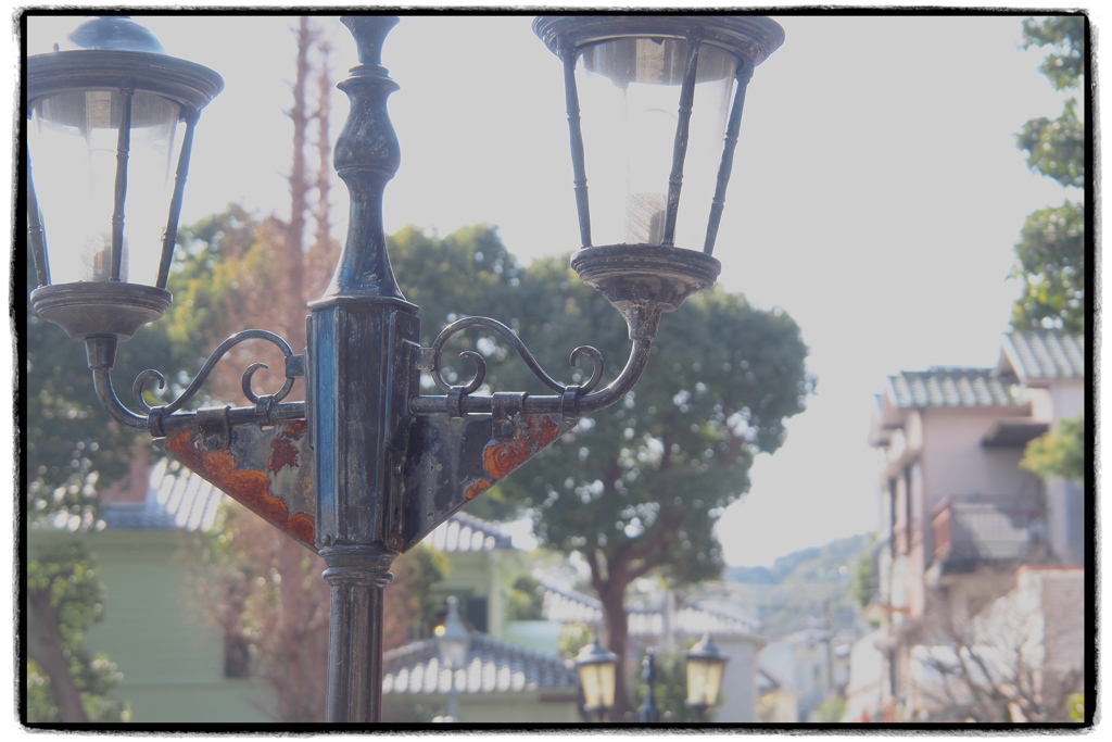Light Tone