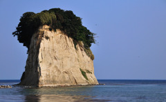 見附島