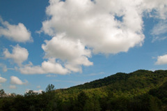 Cloud 'n Mountain of Summer