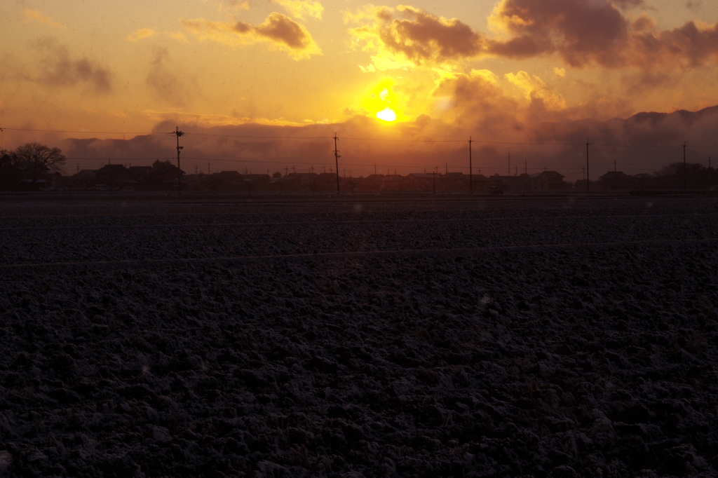 雪日の夕焼け