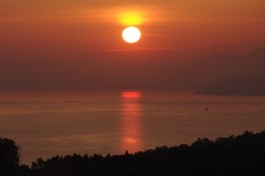 琵琶湖の静かな朝