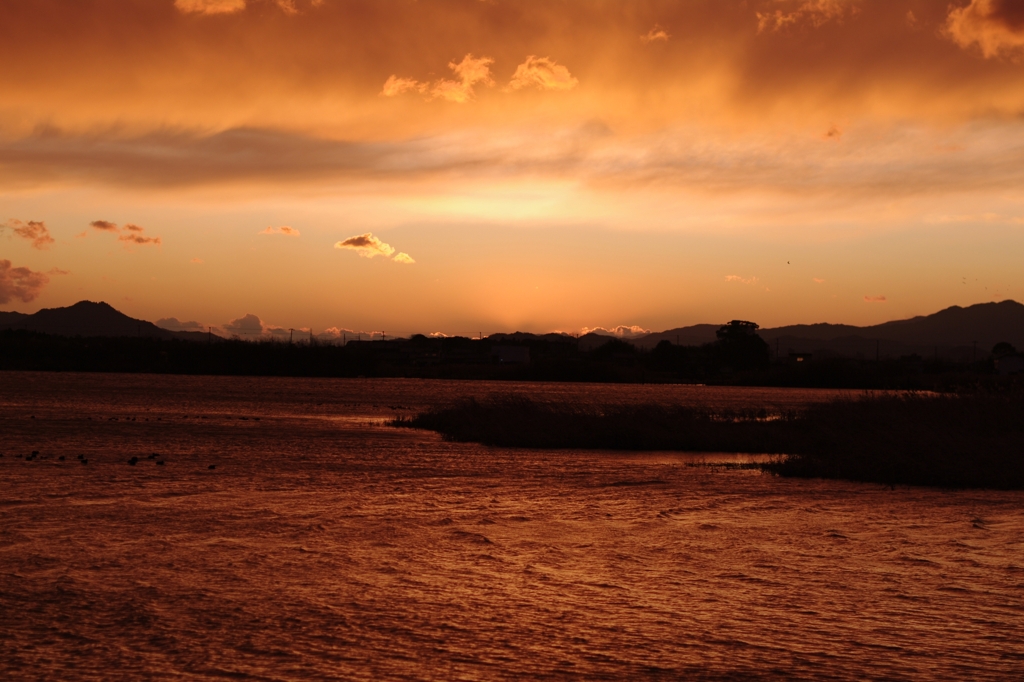 近江富士と琵琶湖内湖、冬の朝