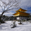 雪晴れの金閣寺