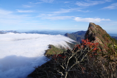 大雲海の日の石鎚山　Ⅲ