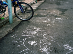 東京645 路地（落書き）