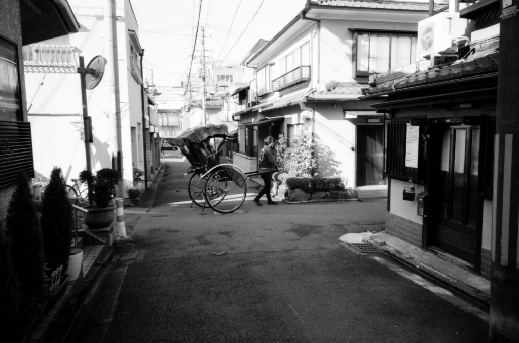 京都モノクローム viii　人力車