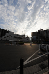 喧騒のなかの不安