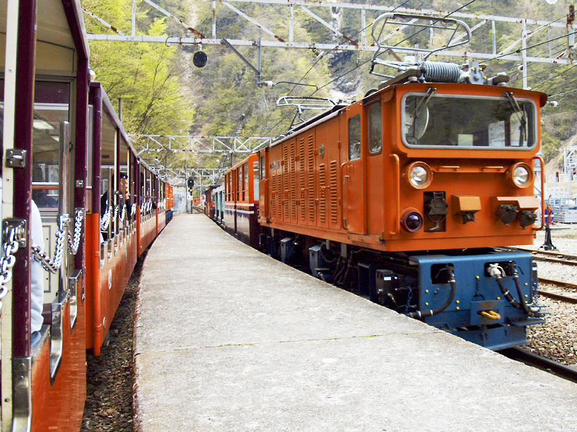 登山列車交換