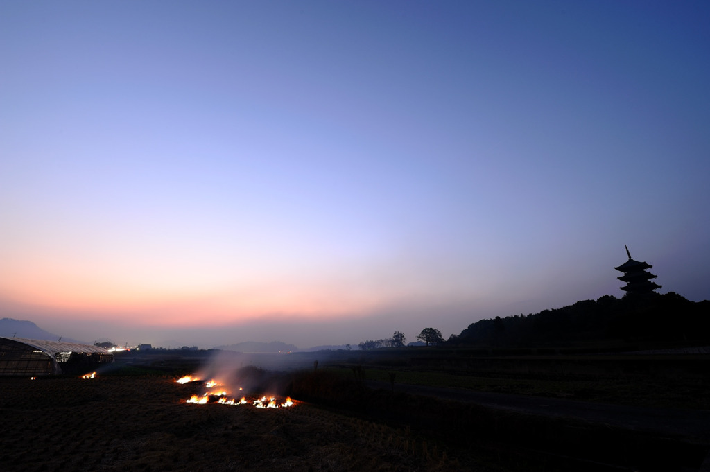 夕焼け, 畑焼き, 備中国分寺