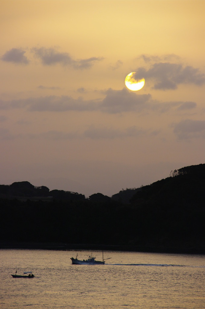 長崎県平戸島　ホテルからの朝日