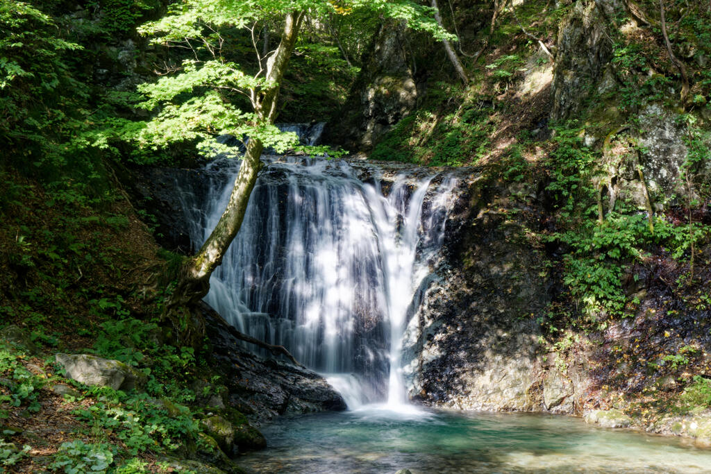 幣懸の滝（ぬさかけ）
