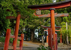 三柱神社