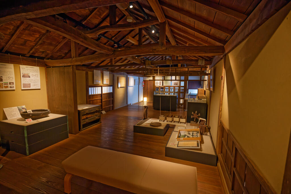 旧本多家住宅長屋門