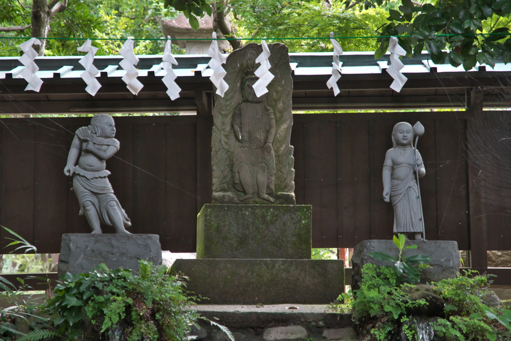 不動明王三尊像（深大寺）