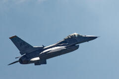 F-16