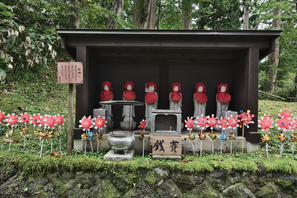 出羽三山神社 六体地蔵