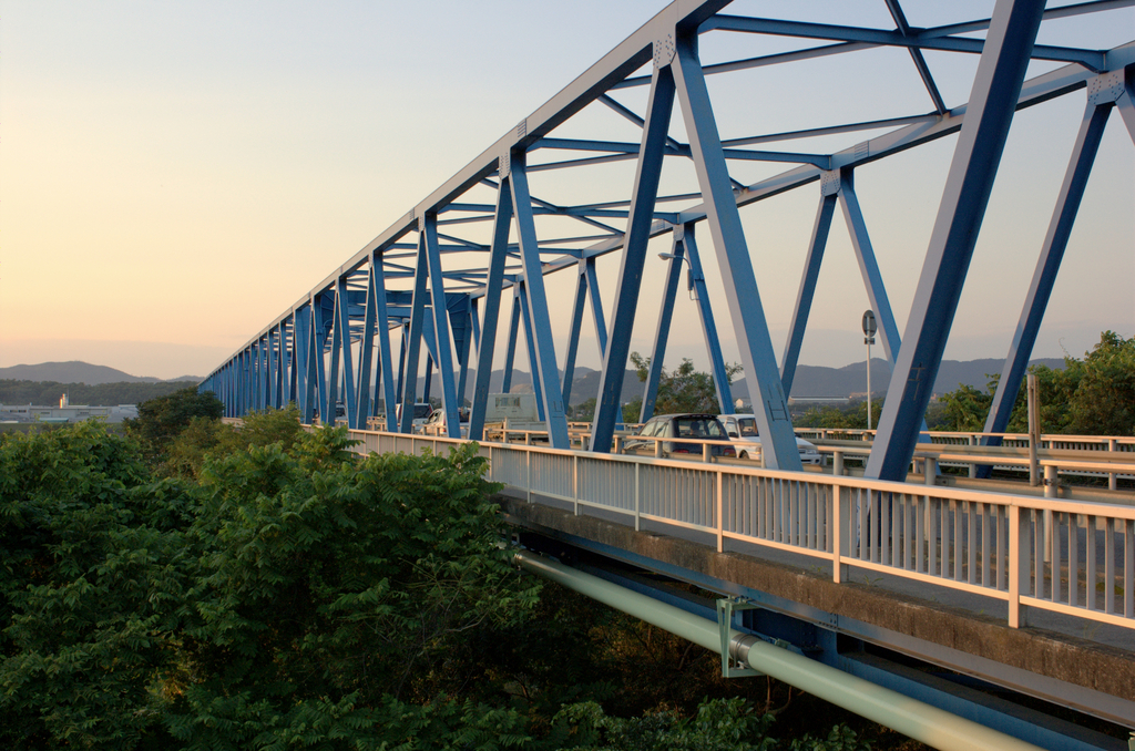 夕方の愛岐大橋