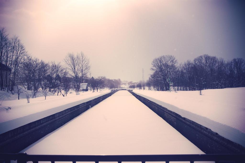 雪の川