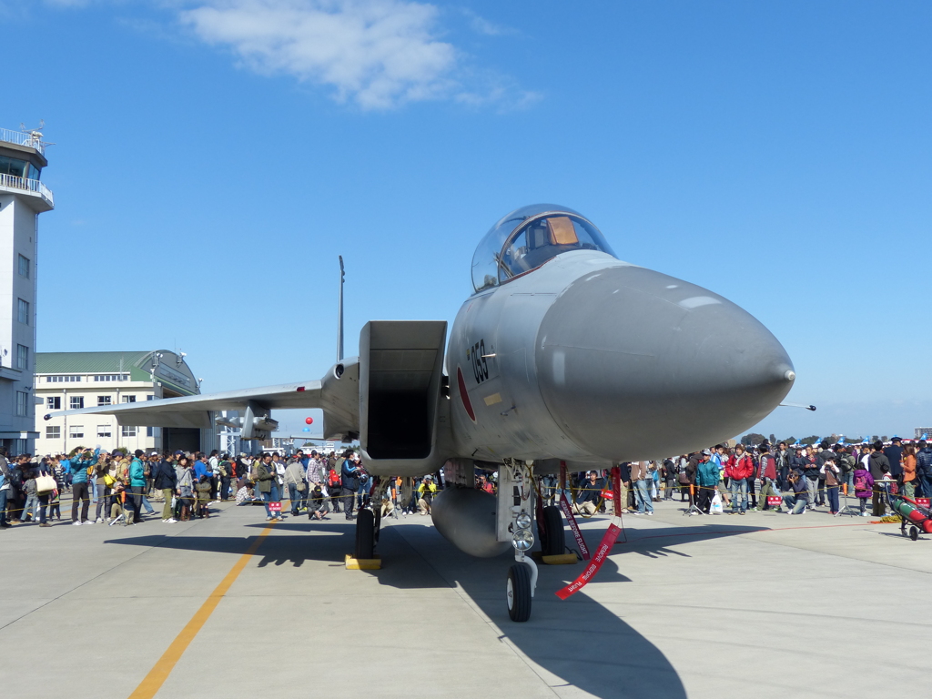 F-15正面から