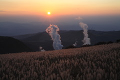 すすき野の夕暮れ